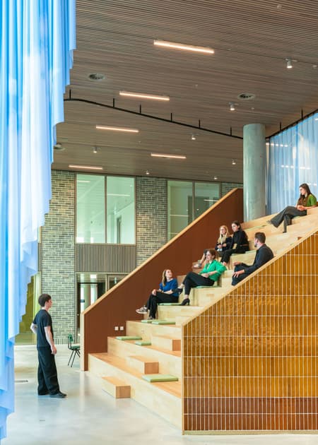 5TRACKS Mixed-Use District