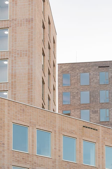 5TRACKS Mixed-Use District