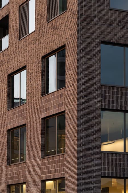 5TRACKS Mixed-Use District