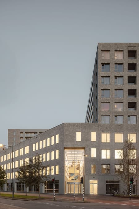 5TRACKS Mixed-Use District