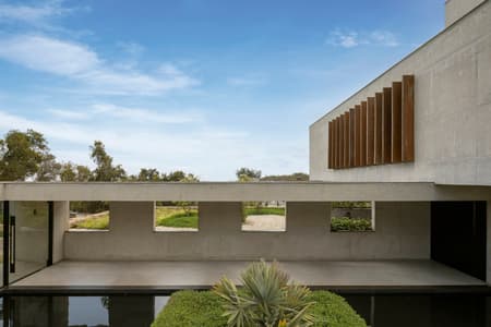 GM House