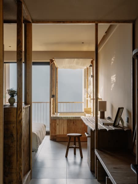 Cloudhaus Hotel